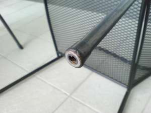 defekte Kappe erzeugt Lärm und Rostflecken